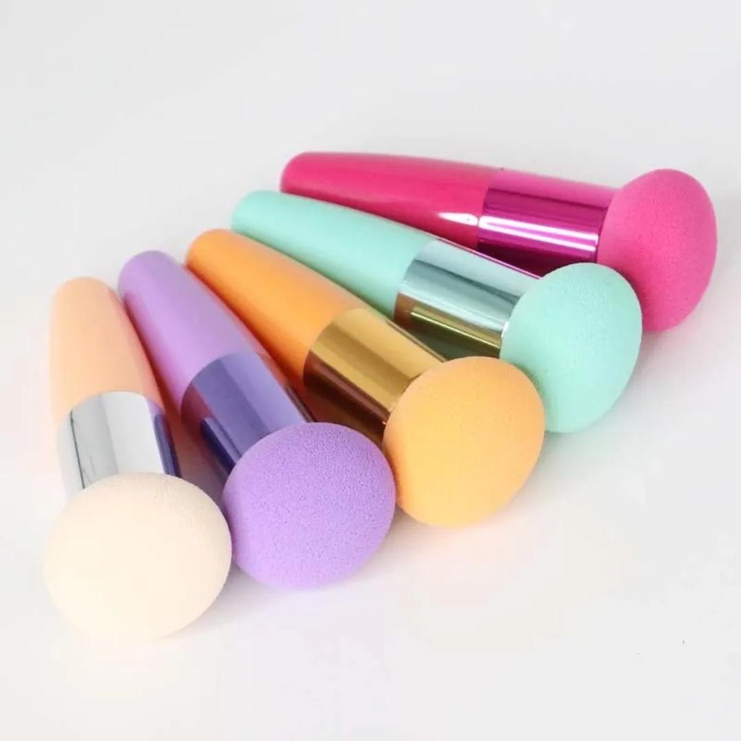 Pinceaux Beauty Blender – Application Parfaite pour un Teint Impeccable